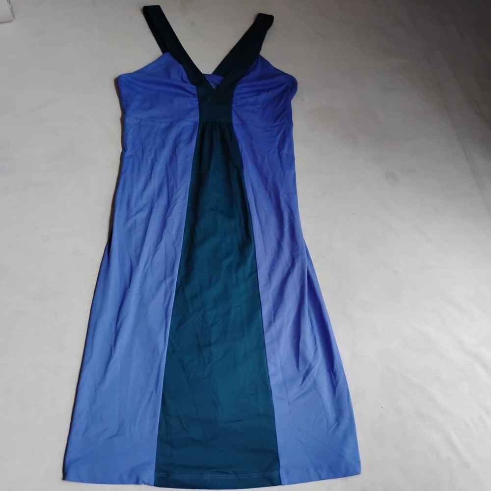 Patagonia Dress Medium Corrine Athletic Wicking Pickleball Tennis Hiking Outdoor